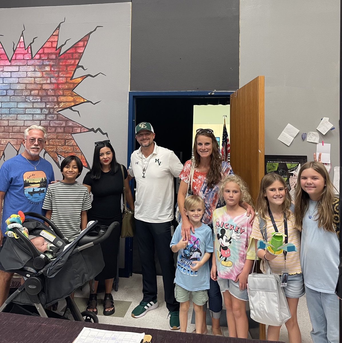 Angela Looney tweet media