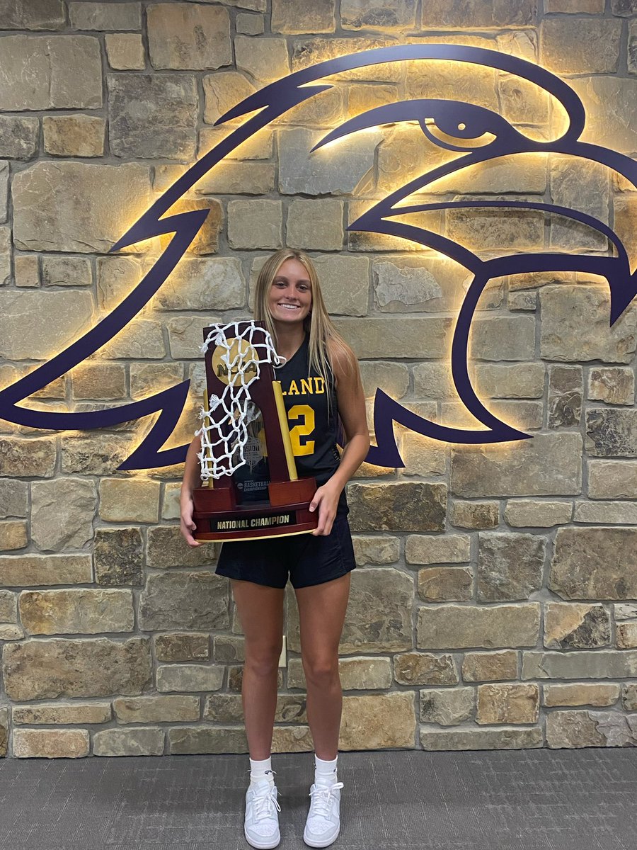 AveryLay42's tweet image. After a great visit, I am very excited to receive an offer from @AshlandWBB 
Thankful for this opportunity💛💜 
@coachkotas 

@MIpremierbball @iamtwillis @SRandallField1 @dawggirlsbball @mipremier2025