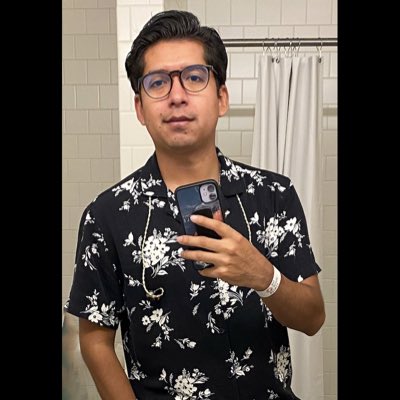 logarc_'s tweet photo. #NuevaFotoDePerfil https://t.co/uwCaeEa5cl