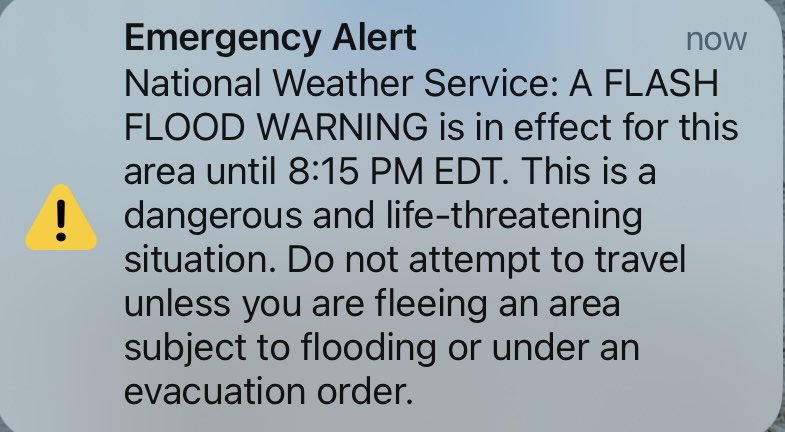 MaryEP63's tweet image. Here in NE rain is coming down in buckets, at a fast rate. It is insane!