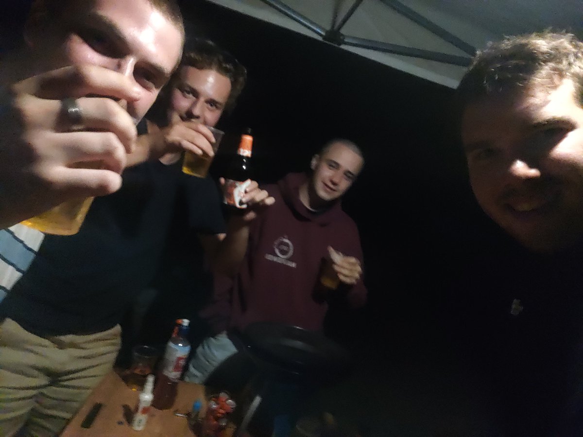 ArthurBos23's tweet photo. Alleen de beste kunnen blijven https://t.co/MFKAZswSNG