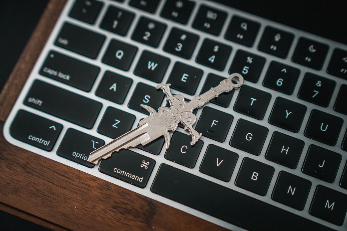 HerosArmory's tweet photo. "WoW."
- Owen Wilson, talking about our sword keys (probably)
Get this key here --> https://t.co/ae49Ogt3Jd
#worldofwarcraft #warcraft #frostmourne #swordkey #keysword #frostmournekey #lichking https://t.co/imgO6UISk1