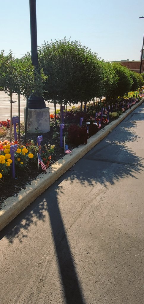 🇺🇸Never Forget 🇺🇲
A time to remember those who died, those who served and those who carry on. #PatriotDay2023 #911NeverForget <a href="/LkwdSchools/">Lakewood OH Schools</a>