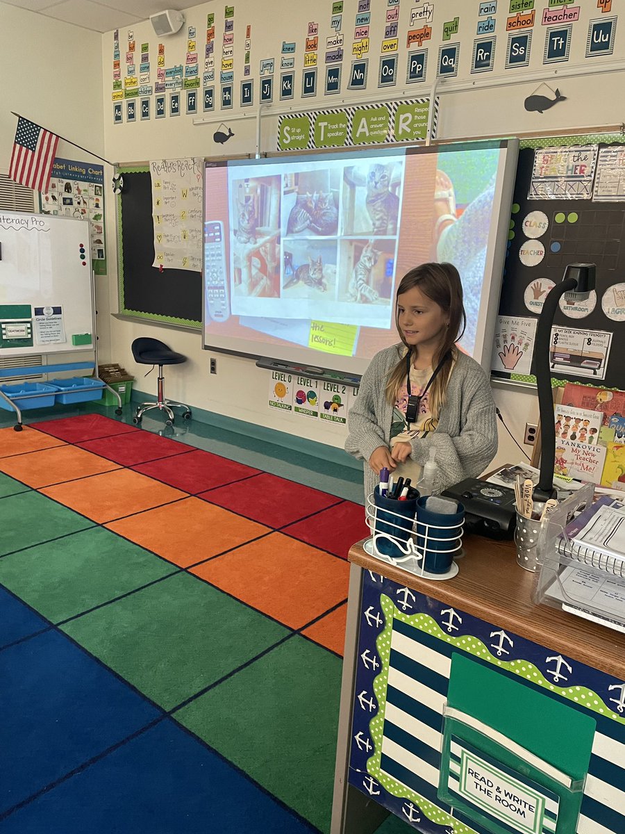 DES2ndGrade's tweet photo. These Gators earned a “Show-and-Tell” with their Gator Tickets! 🎟️🐊👍 https://t.co/ODMV4rRmGw