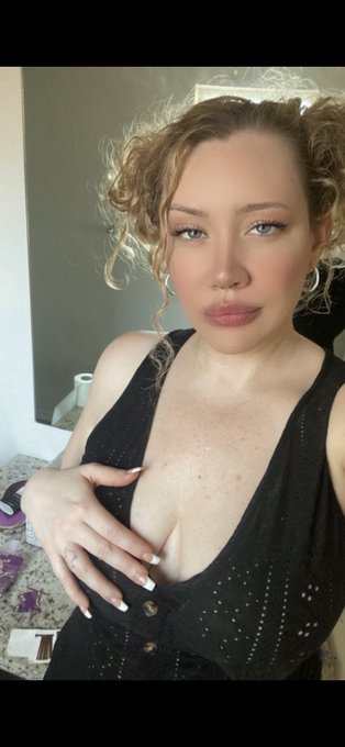 Naughty girl. Sub and see how naughty I can get https://t.co/tnYm6xuAME #onlyfans #onlyFans #onlyfansFree<a href="/tag/follow"class="tags"><span>#follow</span></a><a href="/tag/beautiful"class="tags"><span>#beautiful</span></a><a href="/tag/actress"class="tags"><span>#actress</span></a><a href="/tag/eyes"class="tags"><span>#eyes</span></a><a href="/tag/linkinbio"class="tags"><span>#linkinbio</span></a><a href="/tag/curlyhair"class="tags"><span>#curlyhair</span></a>