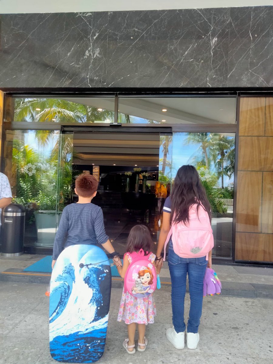 viajaconcami's tweet photo. Gracias por la confianza, Jessy y familia. 
¡Que empiece la aventura en Oasis Palm!🏖️ https://t.co/JHRoIezH3u