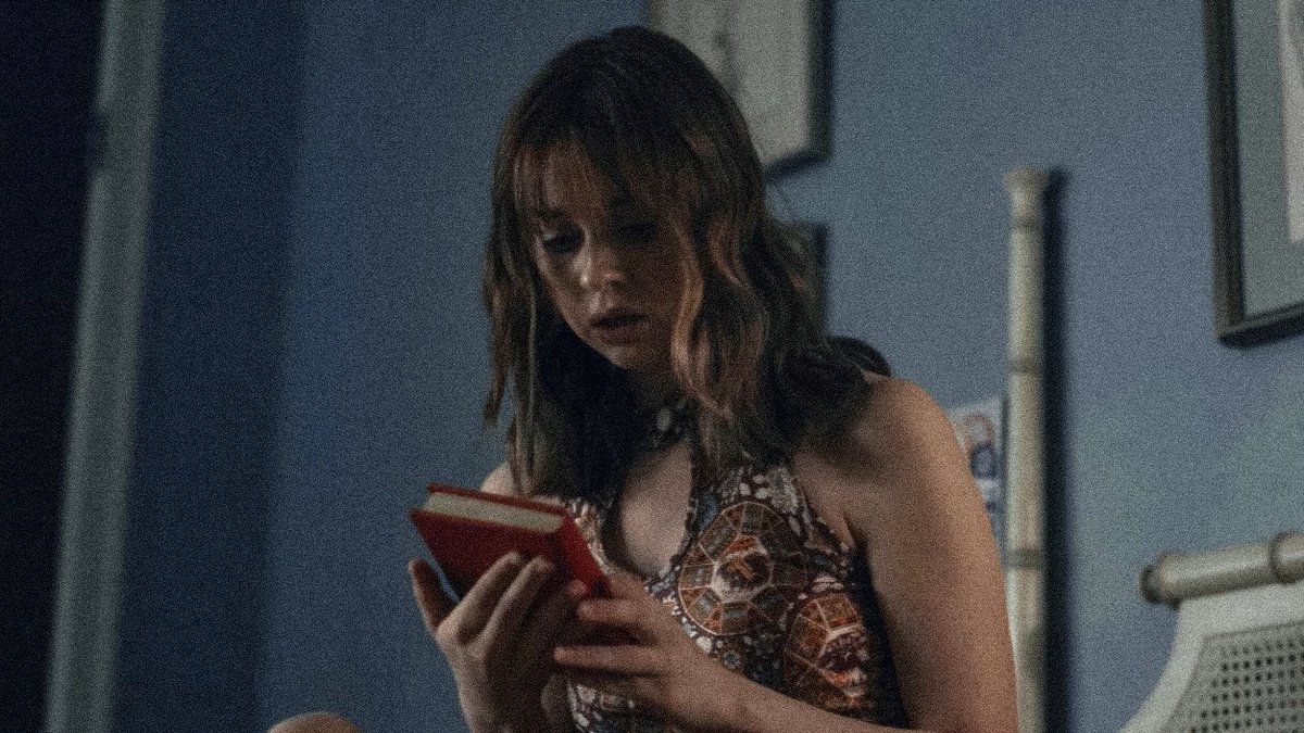 ⠀ 

𝐢𝐫𝐫𝐢𝐭𝐚𝐛𝐢𝐥𝐢𝐭𝐞́ : le patient ——— a une très haute opinion de lui-même et 
ne supporte aucune critique. il est irritable et s’emporte pour un rien.

( tw : dispute, mention de drogues. )

⠀