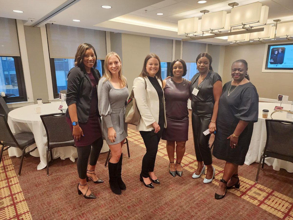 SIUFoundation's tweet image. Great Corporate Networking Breakfast on Sept. 8 during the Saluki Takeover Tour Chicago! SIU President Dan Mahony welcomed corporate representatives. Topics: engagement opportunities &amp;amp; aligning with corporate DEI goals. SIU is making an impact in Chicago! blog.siuf.org/?p=3327