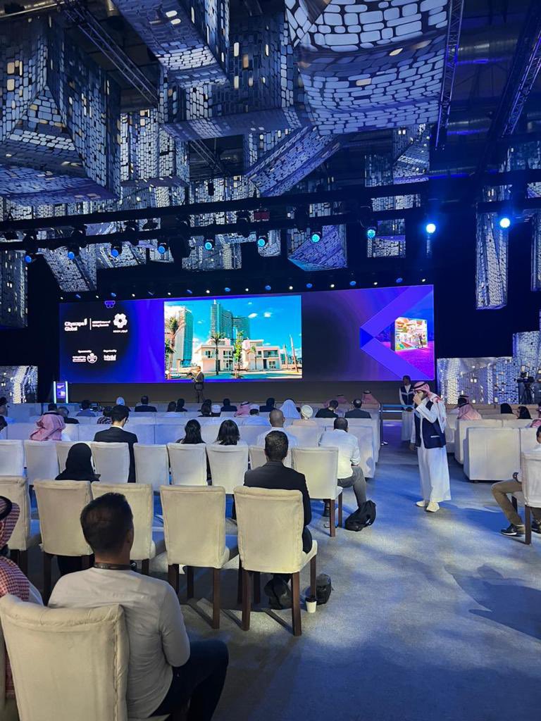 eng_jazu's tweet photo. #جامعة_جازان ممثلةً بـ #كلية_الهندسة تشارك في معرض #سيتي_سكيب_العالمي المقام في العاصمة الرياض بحضور سعادة وكيل الكلية للشؤون الأكاديمية و سعادة رئيس قسم الهندسة المدنية و سعادة رئيس قسم الهندسة المعمارية…

@JazanUniversity https://t.co/vNJjX7sT9q