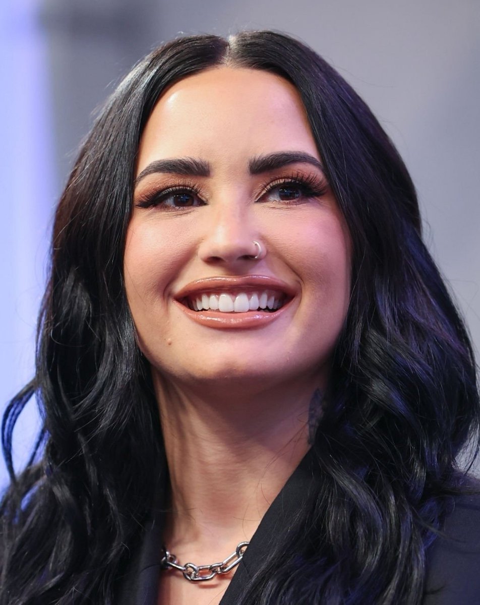 archivefordemi's tweet photo. DEMI LOVATO. https://t.co/VZFblOJakl