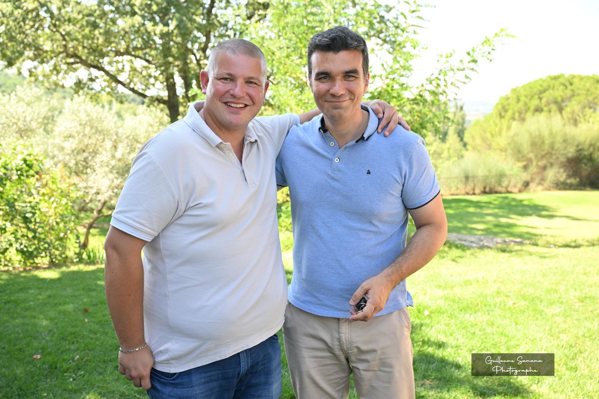 CFeretti's tweet photo. Rentrée des @Republicains_84 au #DomainePerréal à #Gargas
🔵 C’était l’occasion d’un moment de convivialité et d’échange, entouré par de magnifiques panoramas.
👉dresser le bilan de l’année écoulée et les priorités pour les mois à venir
#LR84 #LesRepublicains
#vaucluse https://t.co/Z4TGZ3fbZ7