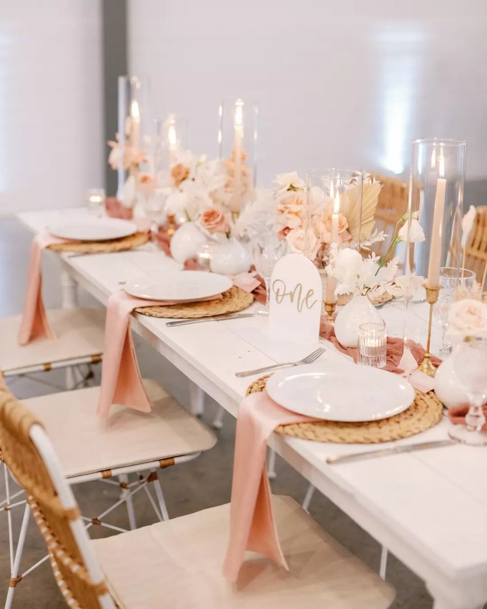 The perfect setting for a special day 💕✨ Dreamy tablescape with an eye-catching spotlight - the beauty of marriage coming alive in an instant! 🤩😍 #weddingfun 

Photographer: featherandtwine
Planner: ashleynicoleaffair
Magazine: RentMyWedding
Venue: maesridge
Designer: festoo