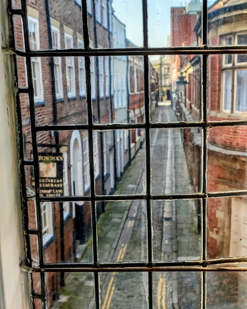 HullImages's tweet photo. Bishop Lane. Taken from the first floor window of Pacific Exchange. This was open as part of the Heritage Open Days.

#hull #yorkshire #travel #architecture #HeritageOpenDays https://t.co/T4HDJPKy5Q