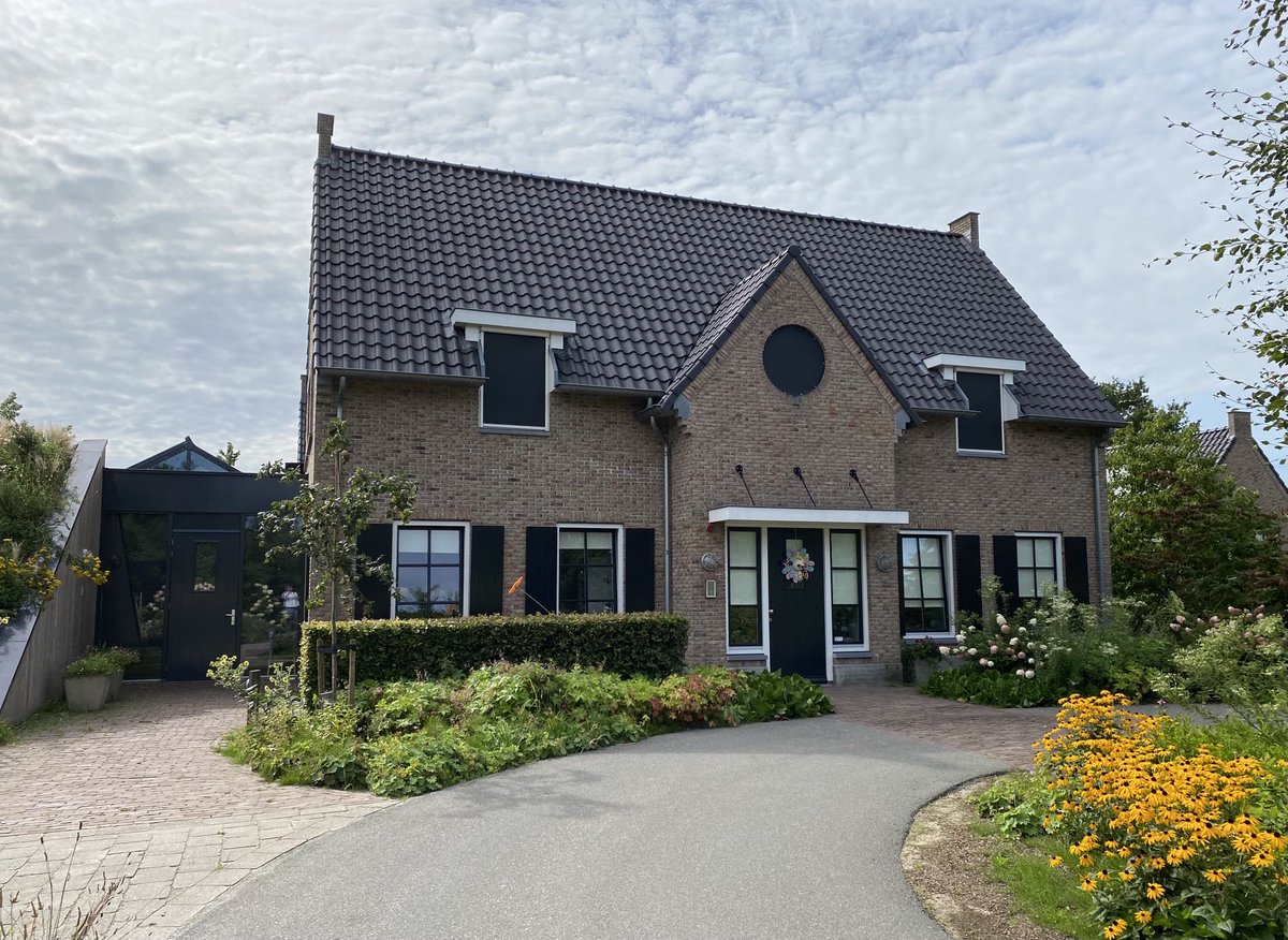 Dagopvang én 24 uurs verpleegkundige zorg voor zieke kinderen. Professionele zorg en pedagogische begeleiding. Samen met ouders. ⁦<a href="/kinderhospice/">kinderhospice</a>⁩