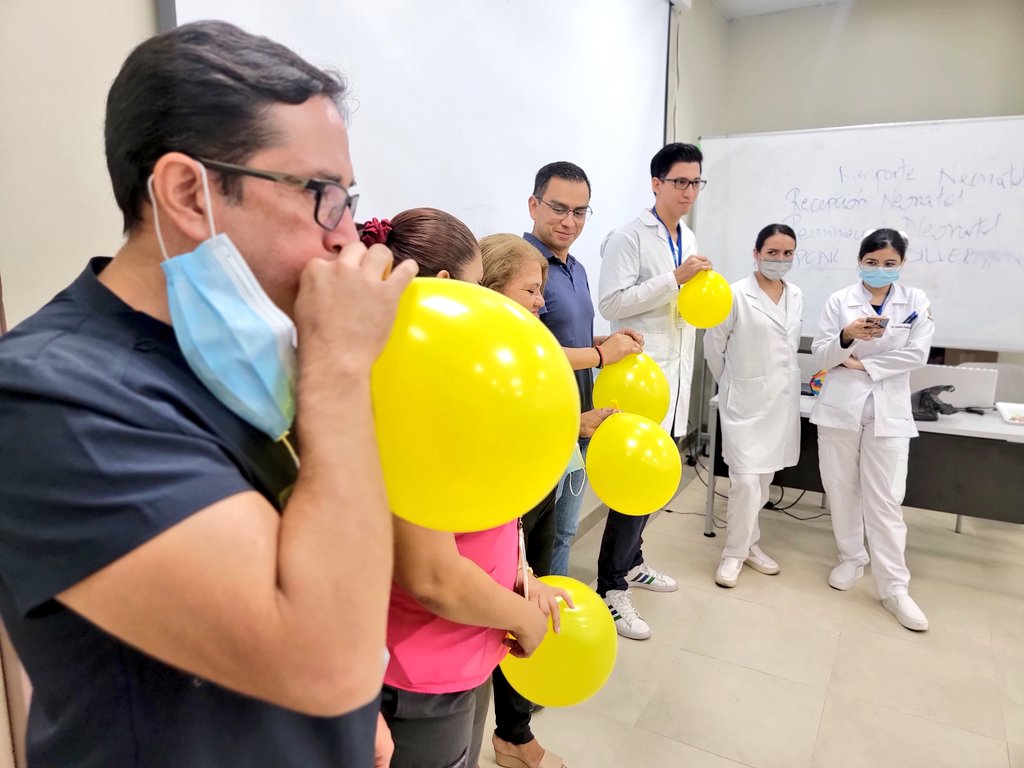 LosRiosIESS's tweet photo. #IESSatuServicio | En el marco de la Conmemoración del Día Mundial de la Prevención del Suicidio, el Hospital General Quevedo realizó una charla dirigida al personal de salud con la finalidad de que estén preparados ante los signos de alarma que pueda presentar algún paciente. https://t.co/1DMzTuc57K