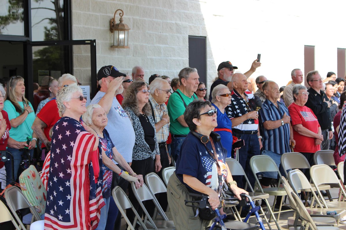 ClevelandISDTX's tweet photo. Our AFJROTC students took part in a couple of special events this morning at the Cleveland Senior Center! Following a touching flag-raising ceremony presented by our Color Guard, students were paired up with seniors for "Adopt-A-Grandparent" for the rest of the morning. (1/2) https://t.co/WxkqRkEUpl