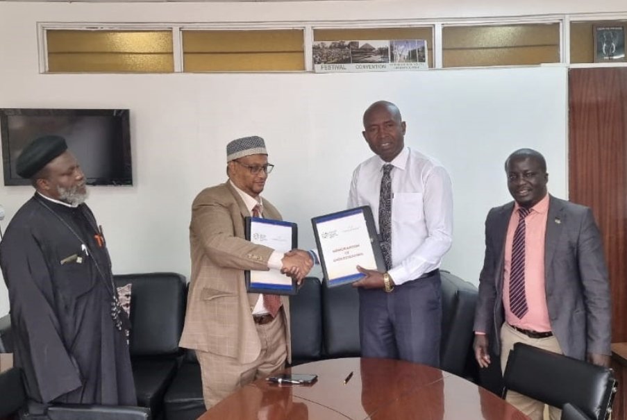 GPWKenya's tweet photo. The @GlobalPeace-Kenya and the @irck_info on 11th September signed an MOU to collaborate on #peacebuilding, #environment &amp; the #GPLCAfrica2024. The agreement was signed by Mr. Abdirahman Ismail and @realDanielJuma at the #GPFK offices. #GlobalPeace #IRCK https://t.co/GUtYkxbbhw
