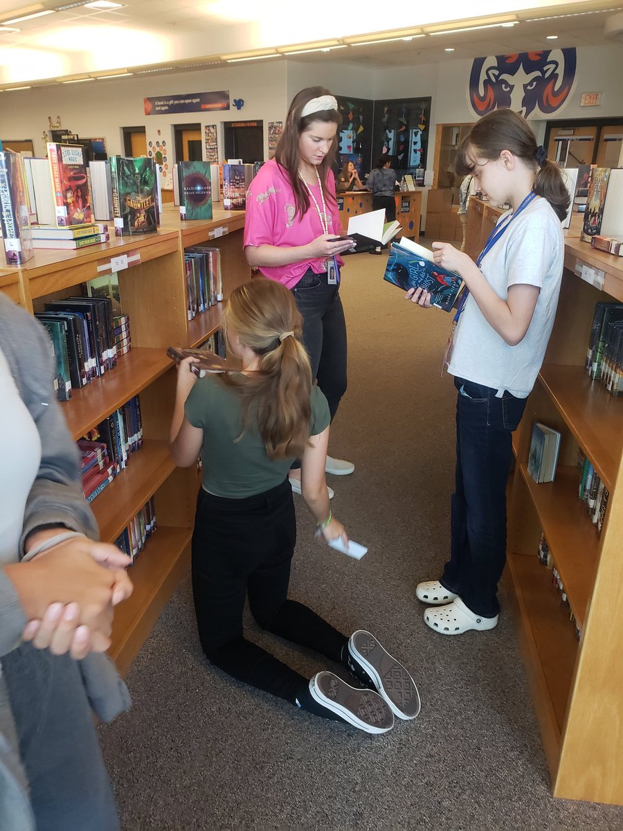 Team Synergy with the 7th grade win for circulation!!!! A wonderful day spent with <a href="/dacusjessica/">Jessica Dacus</a> <a href="/RamseyMS_JCPS/">Ramsey Middle School</a>