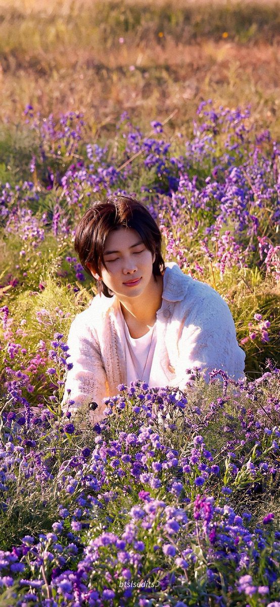 _amih_31_'s tweet photo. Happy Namjoon Day💜I Purple You💜💫 #HappyRMDay #RMyEntirety #OurPlanetHasNamjoon #NamjoonStillNamjoon #OurArtMuseRM #NamuDay #WeHealWithRM #OurNewHomeRM #OurEternalLeader #aRMysEternaLove #OurWildFlowerRM #OurFlowerFieldRM #OurPrideAndJoyRM #OurdWildFlowerRM #WeGotJoonieVerse https://t.co/nL0aRad5vL