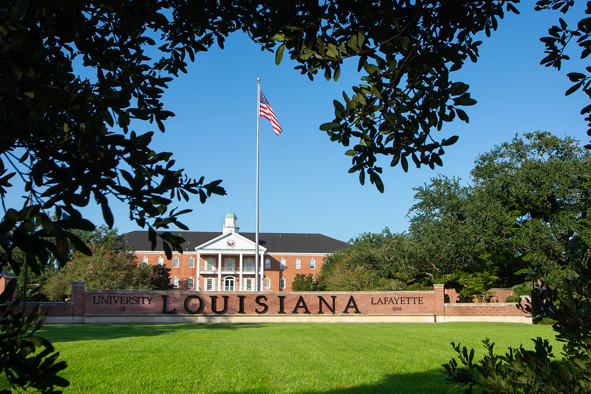 Introducing “Vision. Louisiana.” – our 2023-2028 Strategic Plan! It outlines five strategic priorities that will guide the University toward continued success and growth in the coming years. 

Learn more ➡️ bit.ly/3EALQ2g
Read the full plan ➡️ bit.ly/3PzYu7W