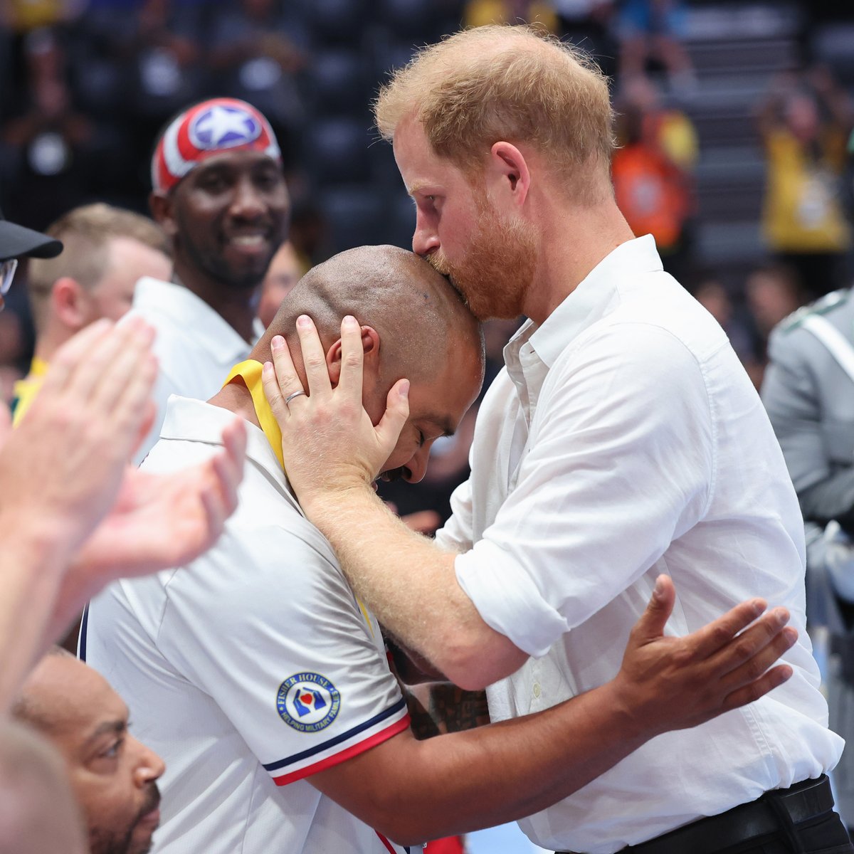 WeAreInvictus's tweet photo. Nothing but love at the end of Day 2 at the #InvictusGames! 

See you tomorrow! #WeAreInvictus 💛🖤 https://t.co/2fm36unJoy