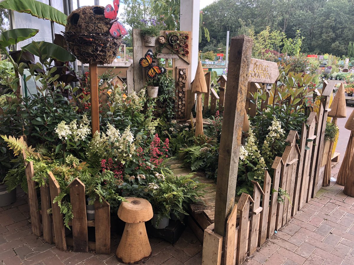 A trip to <a href="/PerrywoodGarden/">Perrywood Garden Centre Tiptree</a> is always such an uplifting experience ☺️ I love it  1/2