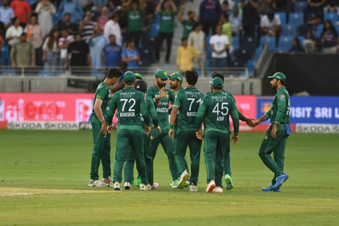 HarisMuavia3's tweet photo. We will come back ❣️
#PAKvIND 
#BabarAzam𓃵
#Pakistan https://t.co/zZPnybXO4N