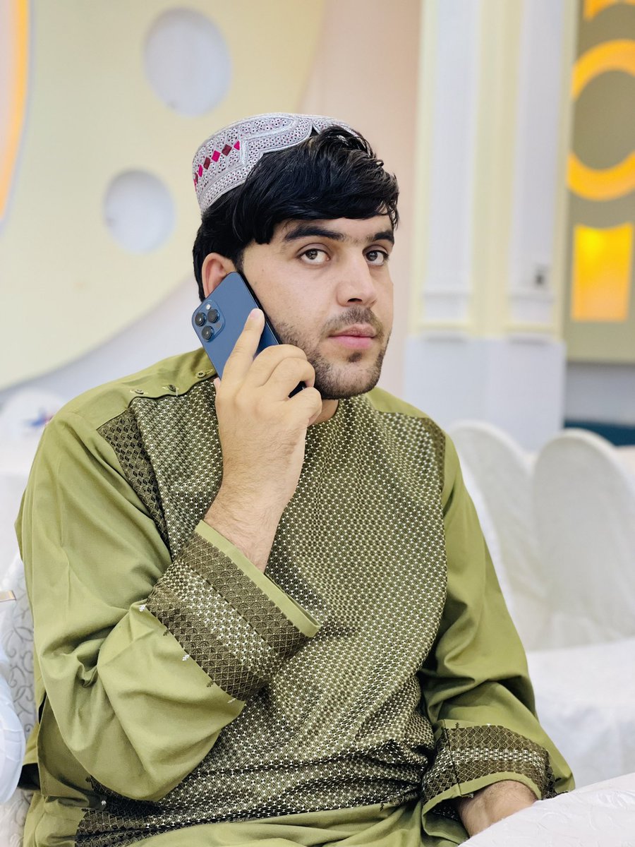 HilalHasham's tweet photo. سترگی به دی ډکی سی دغټوغټواوښکونه
ماکه درته وکړلی دخپلی زنده گی کیسی! https://t.co/0M1aibD3co