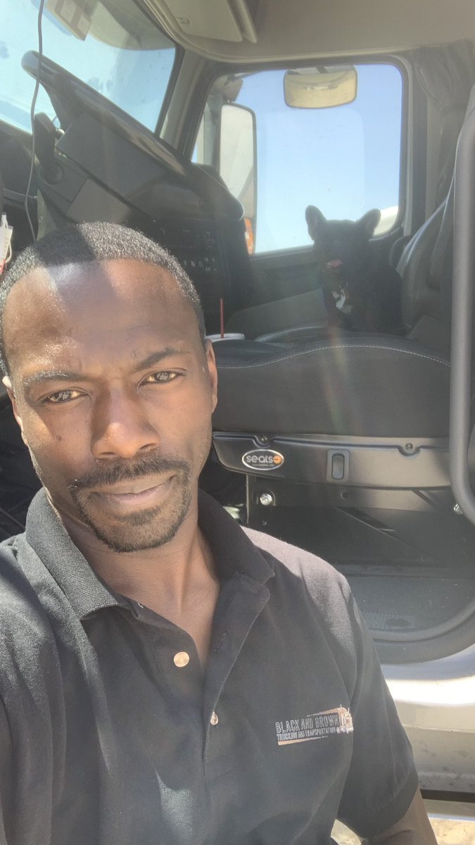 SMOOTHTHADUDE's tweet photo. They said Smooth was over, such dummies…
Even if I fail/fell I’d land on a bunch of money….
#BackToTheBasics
#CrossCountryJunkie
#OtrTillWinter
#60DayRun 🚛 💨
@BlackAndBrown01
@SmoothThaDude2
#WeWorkinYallWatchin
#fypシ゚ https://t.co/kef93jmMpi