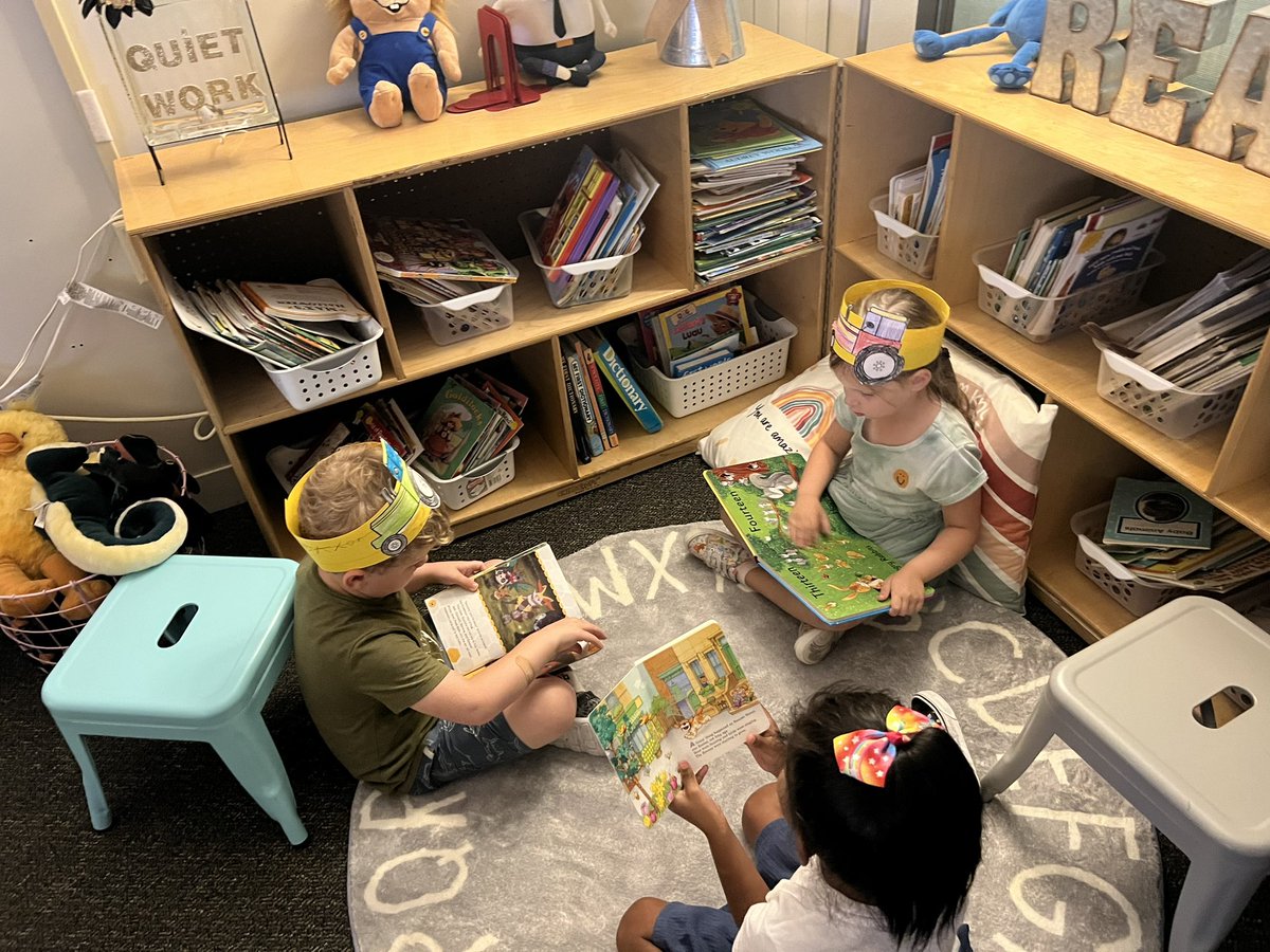 These Kindergartners Owls are totally engaged in their stations.  They are following established structures and routines to complete station activities.  <a href="/HumbleISD_OE/">Oaks Elementary</a> <a href="/Oakskinder/">Oaks kindergarten</a>