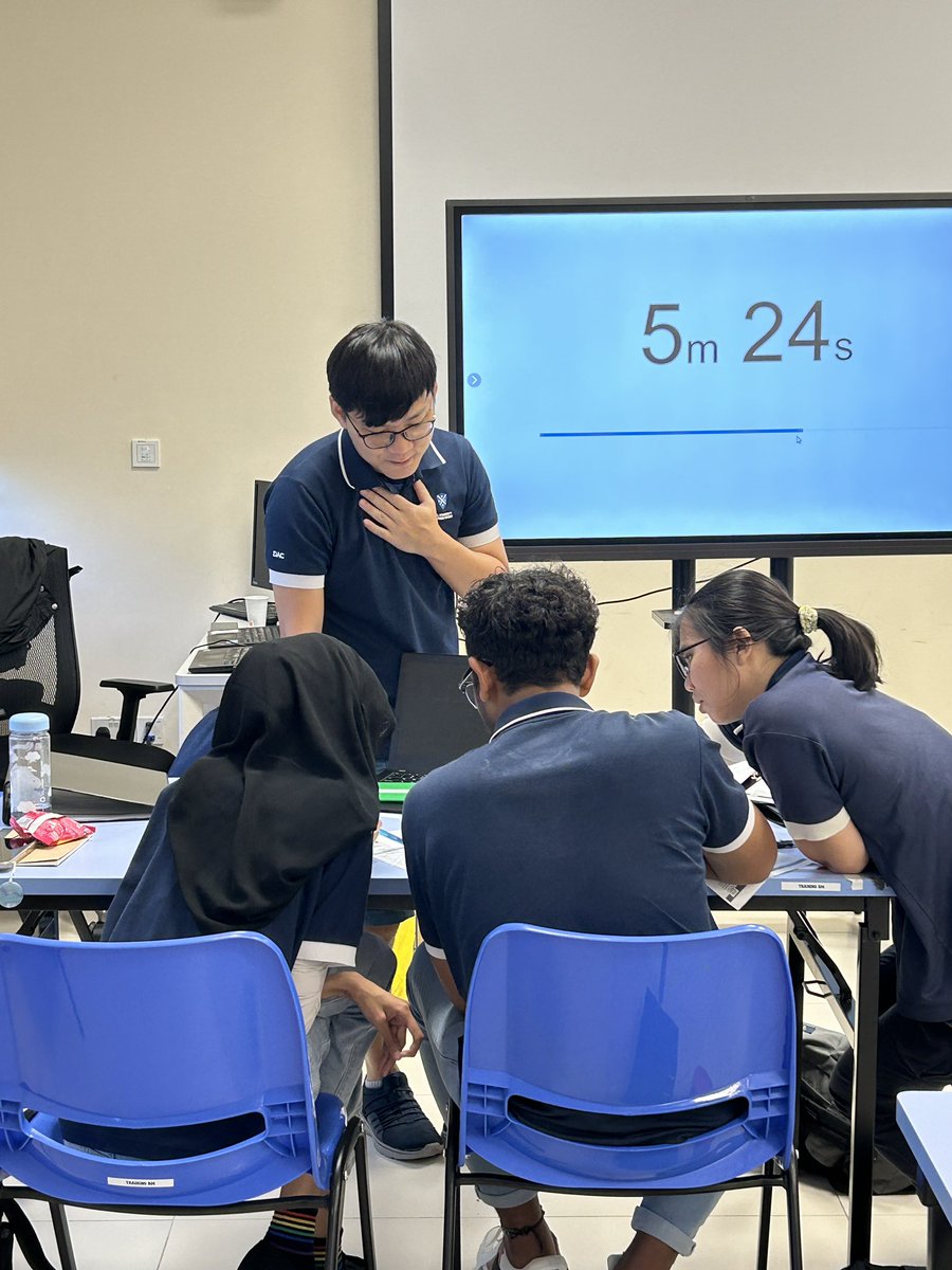 HANDSinAutism's tweet photo. Day 1 is in the books with an amazing #HANDStraining delivered by our #HANDSinAutism Singapore trainers! The comprehensive #HANDSModel training curriculum, framework and process, is delivered with fidelity and sustained outcomes by #SAAC trainers!
#HANDSaroundTown #SAACTeamKudos https://t.co/dlEHgLjfkU