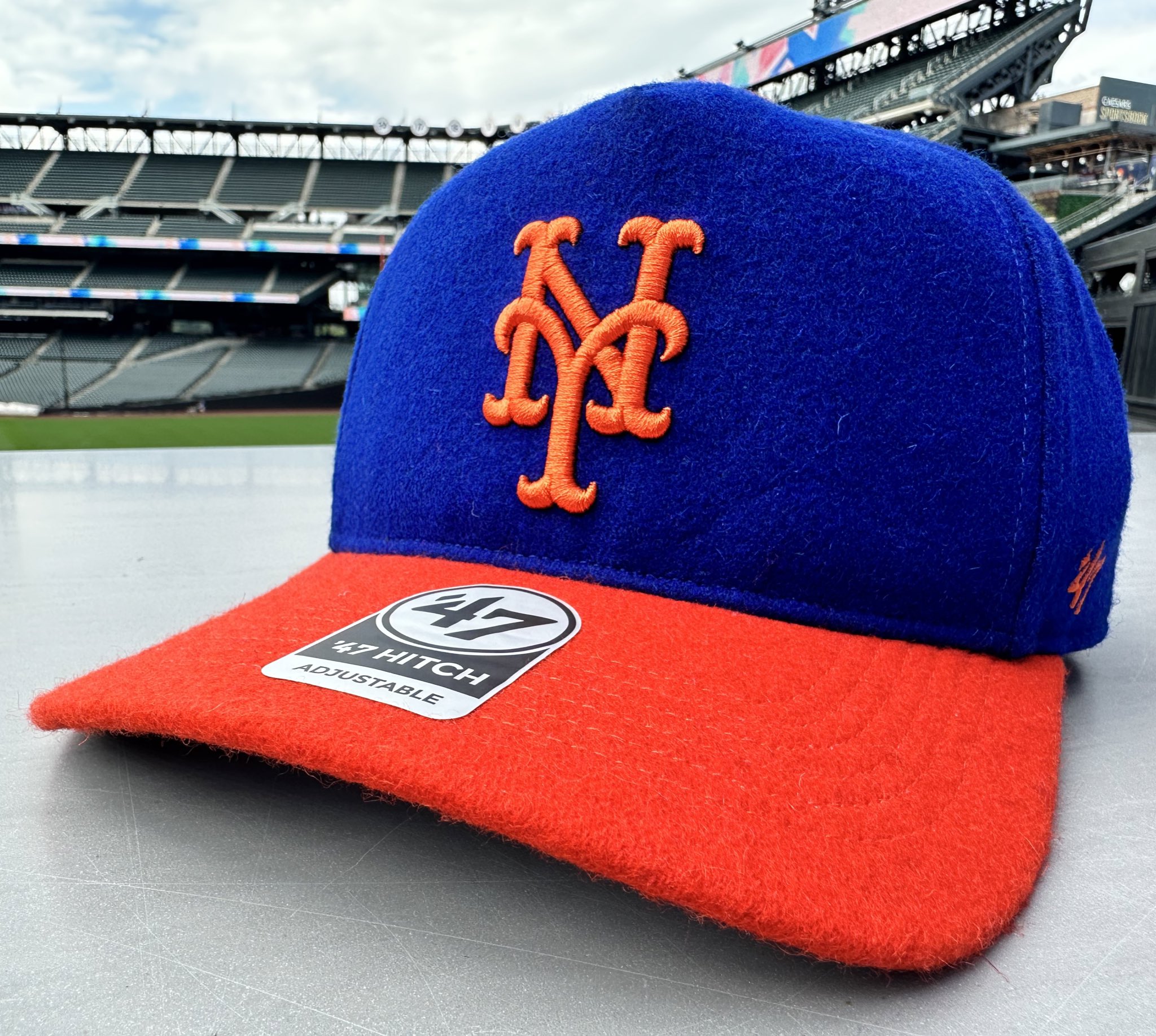 New Mets jerseys at NYC MLB store : r/NewYorkMets