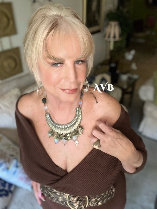 "You've got to find yourself first. Everything else'll follow." (c. delint) https://t.co/iQDk3XWCrX<a href="/tag/ocala"class="tags"><span>#ocala</span></a>