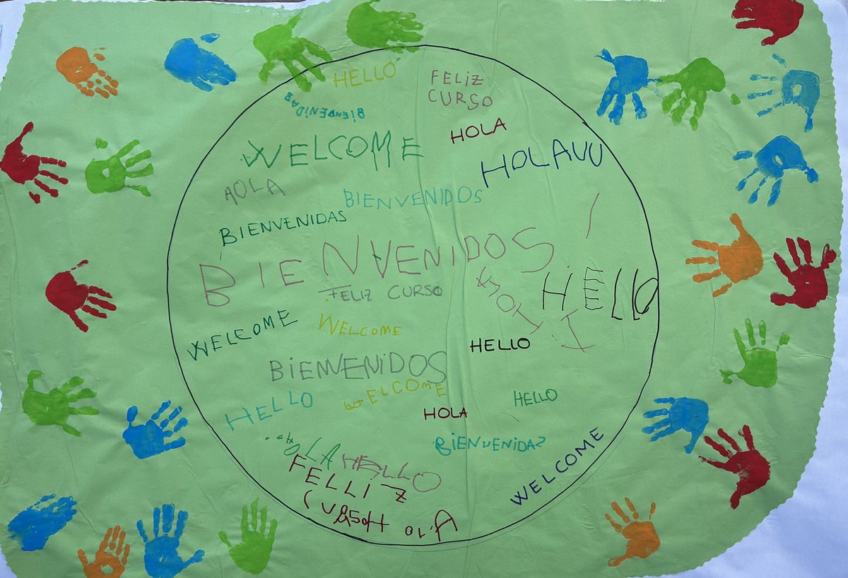 CeipMiguel's tweet photo. Hoy hemos dado la bienvenida oficial a toda la comunidad educativa con una bonita actividad en el patio. ¡Bienvenidos a tod@s a este nuevo curso! @ampamiguel1 https://t.co/tMIdzqGb1B