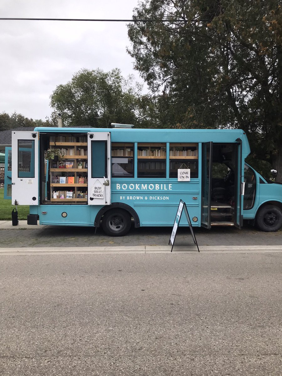 Thanks <a href="/emwf/">Eden Mills Writers' Festival</a> for a fabulous festival. Great to meet up with old friends and discover new writers. Pure joy all day for us <a href="/thenewquarterly/">The New Quarterly</a>. I only took one photo but it was truly lovely to spend the day looking at this fine vehicle.