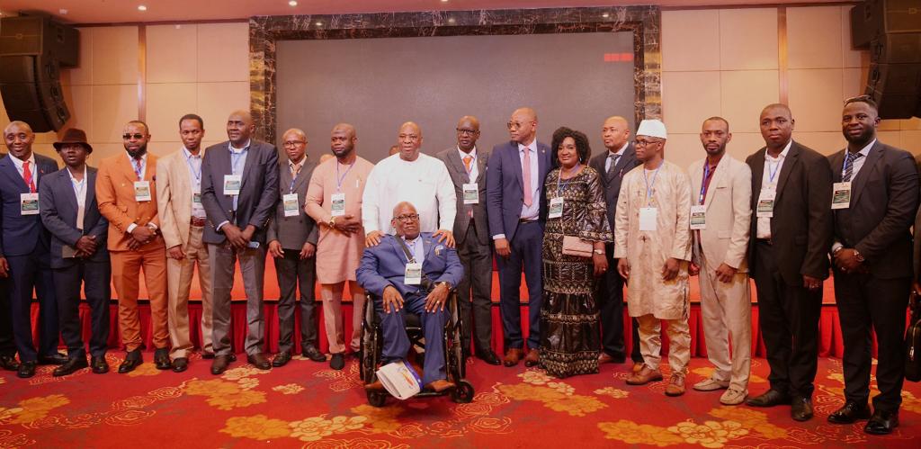 OIMGuinee's tweet photo. La Diaspora 🇬🇳Guinéenne a desormais un répondant légal, suite a l'élection du bureau du Haut Conseil des Guinéens Etablis à l'étranger, en prélude au Forum de la Diaspora prévu les 12 et 13 septembre 2023. 
L'OIM se réjouit de cette avancée. @UEenguinee @MAEIAGE_Guinee @IOMROWCA https://t.co/7eJhjt9VAO
