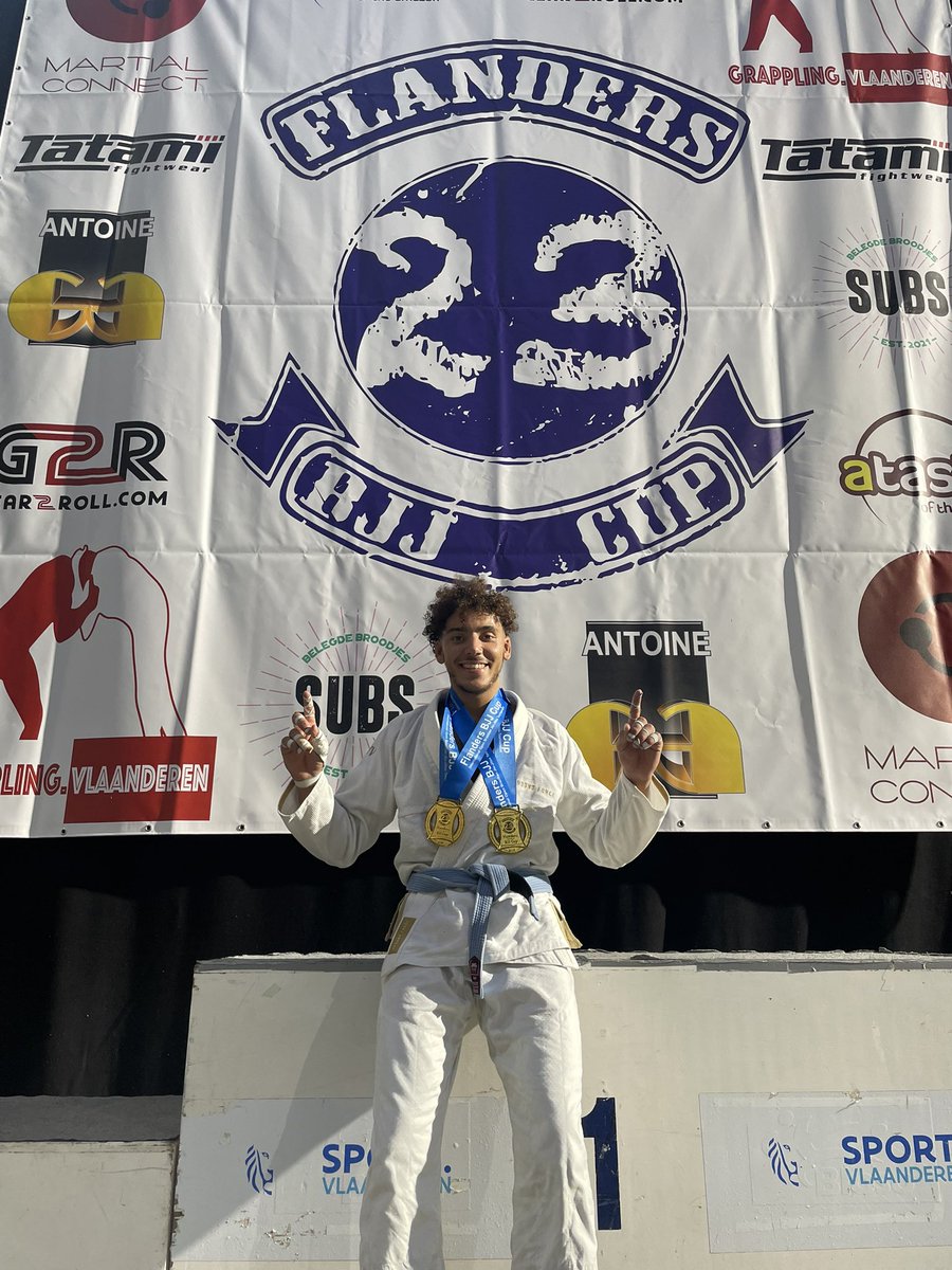 ILIASBJJ_'s tweet photo. #concours 🎁
Je fais gagner le gi ANV avec lequel j’ai combattu au championnat du monde et avec lequel j’ai gagné l’absolute week-end dernier 🥇🥇

Pour tenter ta chance :
RT + follow @ILIASBJJ_ 
Follow sur Instagram : 
https://t.co/b2t5aqQWM4

☘️ Tirage dans 24h https://t.co/qOFb4Agq5x