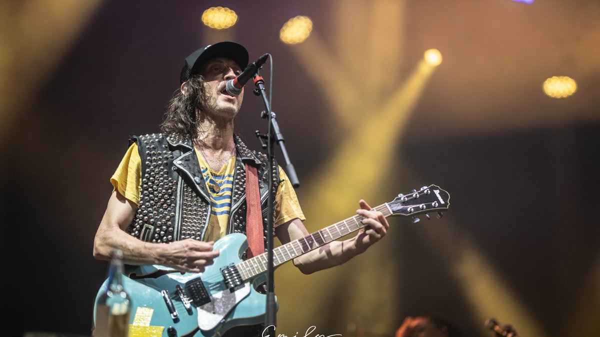 Emily 📷 tweet media