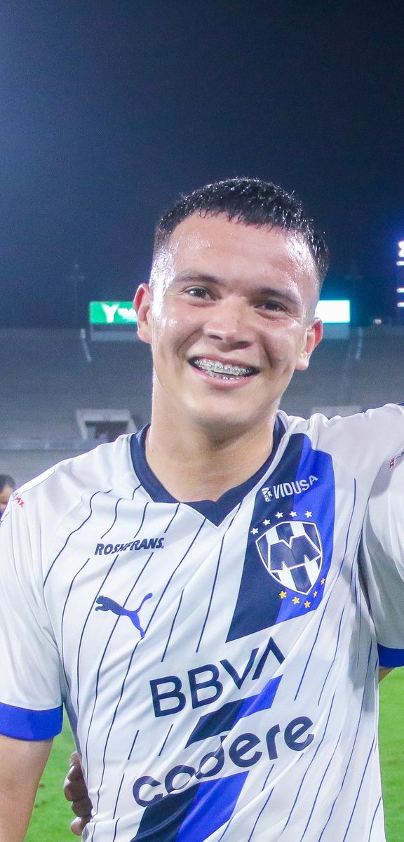 LLEGO TU MOMENTO ALI Ⓜ️

Toca depositar nuestra confianza en nuestro canterano Ali Ávila, quien ya ha demostrado que tiene calidad y solo necesita la confianza del cuerpo técnico para despegar como jugador.