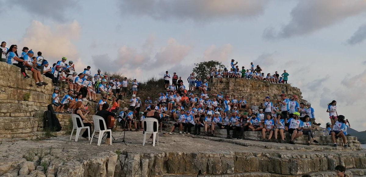 kobip41's tweet photo. Güneşin batışı müzik eşliğinde izlendi. #mutluşehirkocaeli #mutluluğapedalçevir #turizmbisikletfestivali #Doğakocaeli #sporkentikocaeli #cycling #cyclinglife #bisikletdostluğu #festivalkeyfi #festivallergüzeldir https://t.co/JrmqsHwHgx