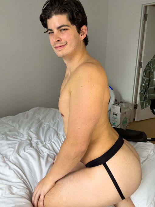 Hey ;) -- say it back! https://t.co/arlxXQhTab