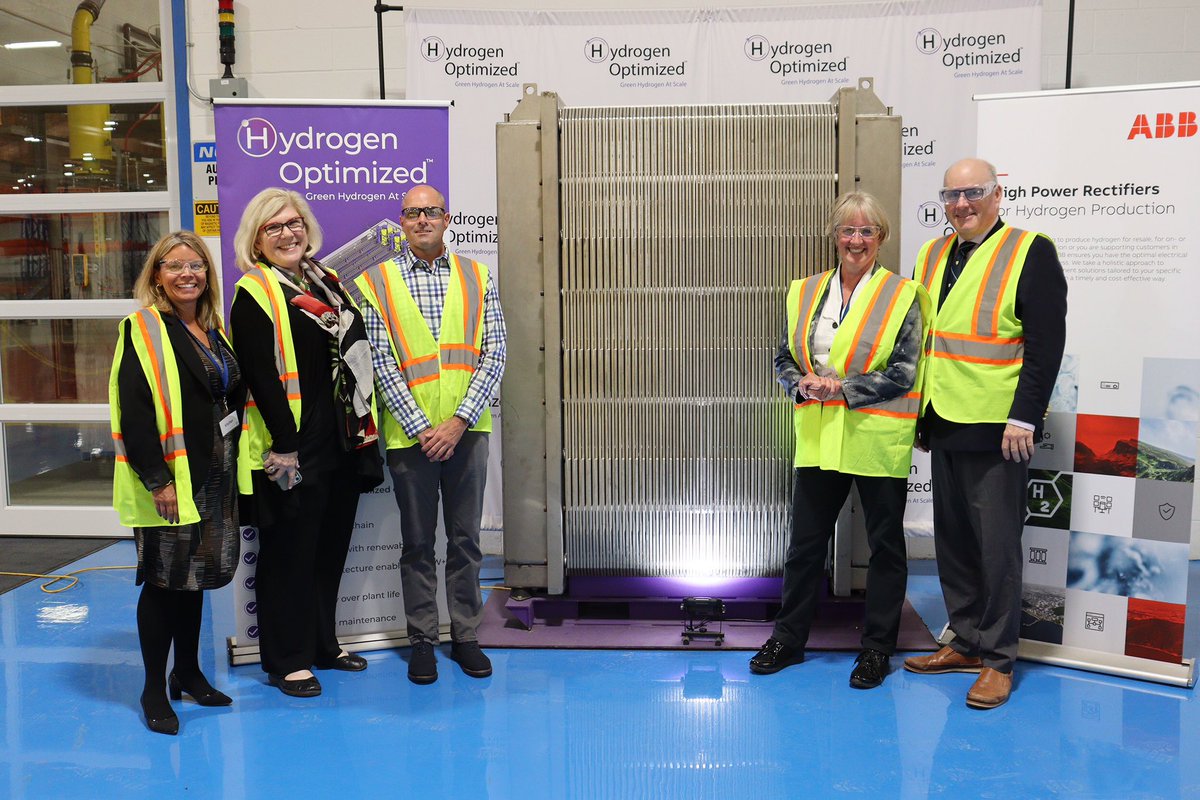 Thanks for the great meeting and tour of <a href="/h_optimized/">Hydrogen Optimized</a>.  The <a href="/TCS_SDC/">Trade Commissioner Service</a> is here to help you global!