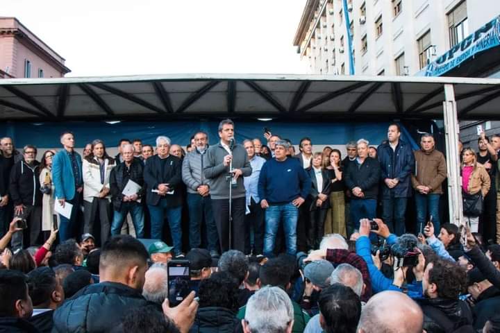 ✌🏼🇦🇷 El nuevo piso del Impuesto a las Ganancias y el proyecto enviado al Congreso por parte de Sergio Massa es el camino a seguir por el Gobierno: el de generar condiciones tendientes a mejorar las condiciones de vida nuestro pueblo.

El salario no es ganancia☀️