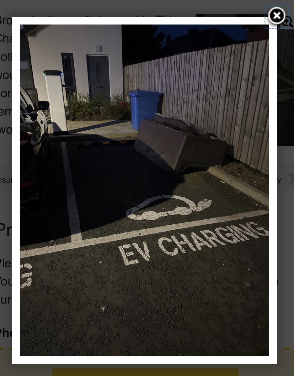 aboutcallum's tweet photo. @MidHelp @midgov 

There has been a sofa dumped in the EV charging bays on Castlelaw Crescent, Bilston. It has been reported via @fixmystreet ref: 4593331 can this be looked into as it impedes the charging of EVs, Net Zero targets etc

@KellyMParry @MidlothianWest https://t.co/vkgEh5ODho