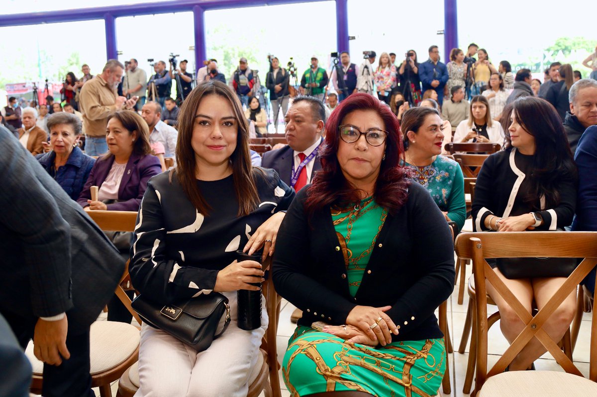 PJ_Tlaxcala's tweet photo. La Magistrada Presidenta del #TSJ-CJE, Mary Cruz Cortés Ornelas, asistió a la Presentación del Programa de Tlaxcala la Feria de Ferias 2023. 
Al evento, también asistieron las Magistradas, Fanny Margarita Amador Montes y Marisol Barba Pérez. https://t.co/TY2JTO1qvD