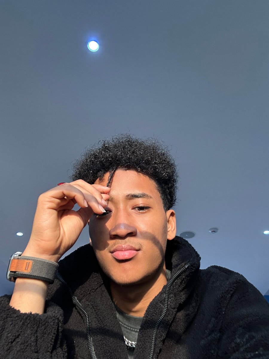 Abubakar Lee Sadeek. 🇳🇬🇰🇷 tweet media