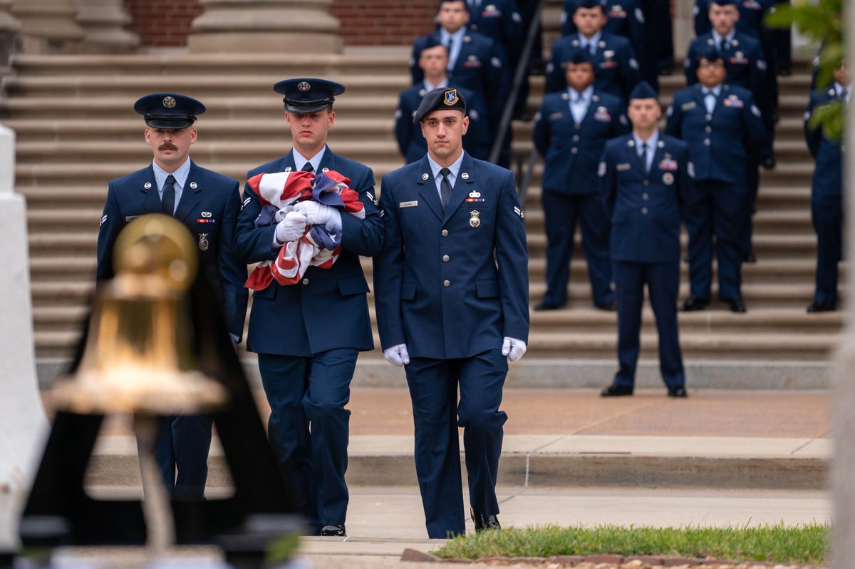 Scott Air Force Base tweet media