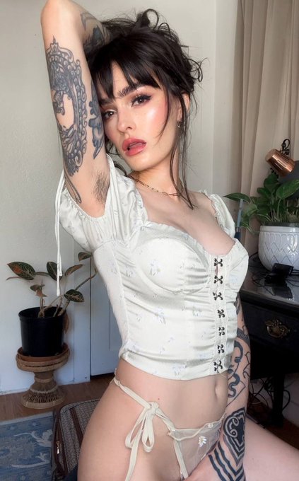 Longing for the perfect sub. https://t.co/Dx0LCIhDr0<a href="/tag/mvsales"class="tags"><span>#mvsales</span></a>