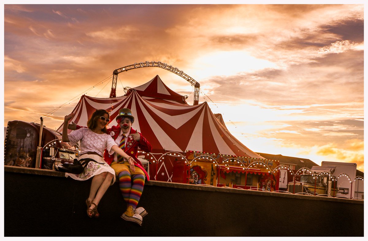 hink I found my niche...#clownphotography #circusphotography #bibimcglynnphotography #circuscorvenieo #circustent #umbrella #photooftheday #photographylovers #letterkennyphotographer #lovephotography📷 #colourpop #composition #circus #clown #clownmakeup #converse #fun