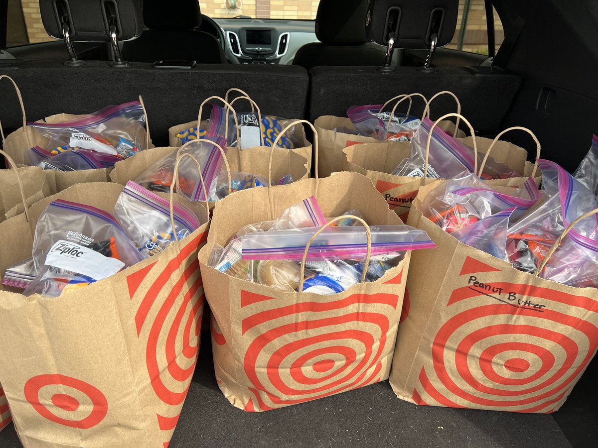 Mary Toohey (@tooheymary2e) on Twitter photo National Day of Service! Team Burnsville packed Snack Packs for school kids for The Open Door Pantry. #TeamBurnsville #Chilislove <a href="/Lajohnson529/">Lauren Walden</a> <a href="/BKaltved/">Bryan Kaltved</a> <a href="/NicholasBPaxton/">Nicholas Paxton</a> <a href="/aLee1529/">Alison Richardson</a> <a href="/Chilis/">Chili's Grill & Bar</a> National Day of Service! Team Burnsville packed Snack Packs for school kids for The Open Door Pantry. #TeamBurnsville #Chilislove <a href="/Lajohnson529/">Lauren Walden</a> <a href="/BKaltved/">Bryan Kaltved</a> <a href="/NicholasBPaxton/">Nicholas Paxton</a> <a href="/aLee1529/">Alison Richardson</a> <a href="/Chilis/">Chili's Grill & Bar</a>